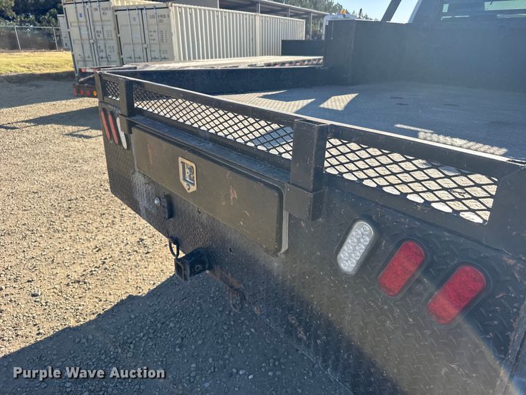image for item FB7203 2018 Ford F250 Super Duty XL flatbed pickup truck