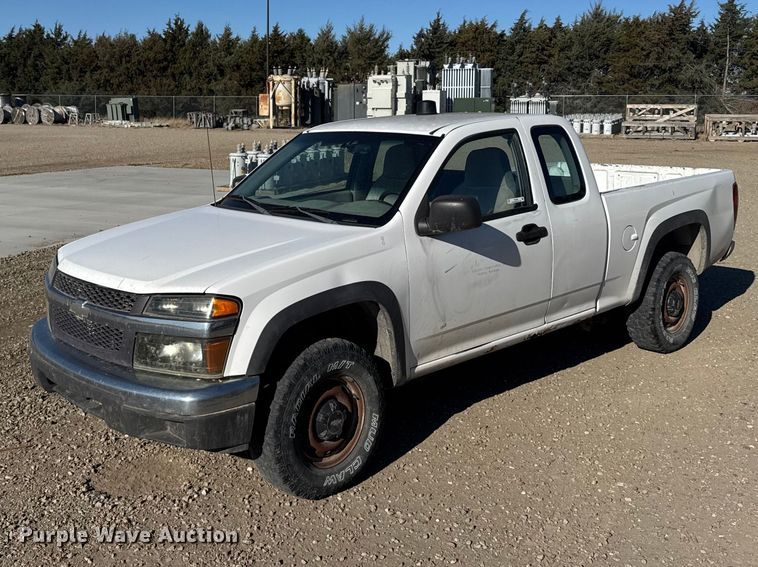 2005 Chevrolet Colorado Ext. Cab pickup truck