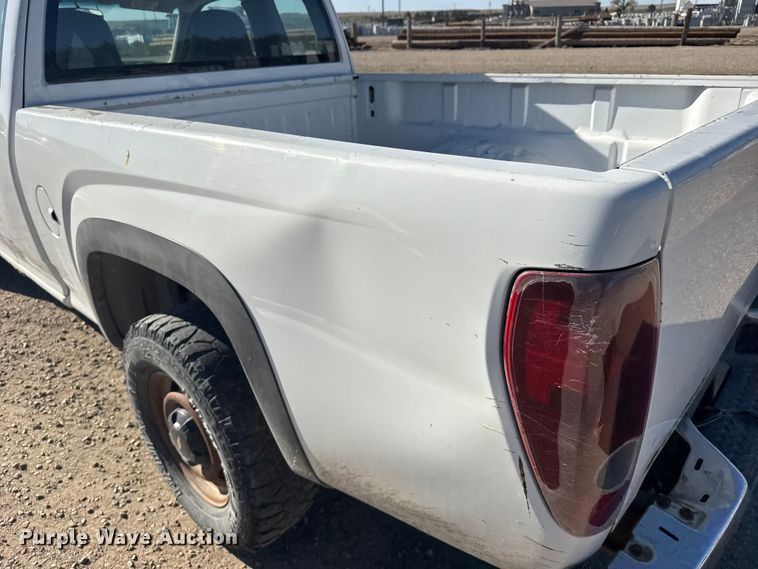 image for item FB7206 2005 Chevrolet Colorado Ext. Cab pickup truck