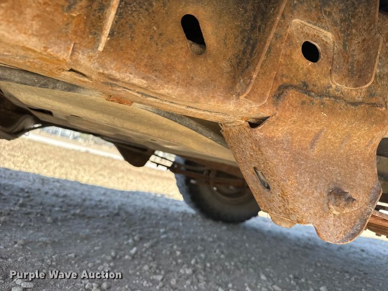image for item FB7206 2005 Chevrolet Colorado Ext. Cab pickup truck