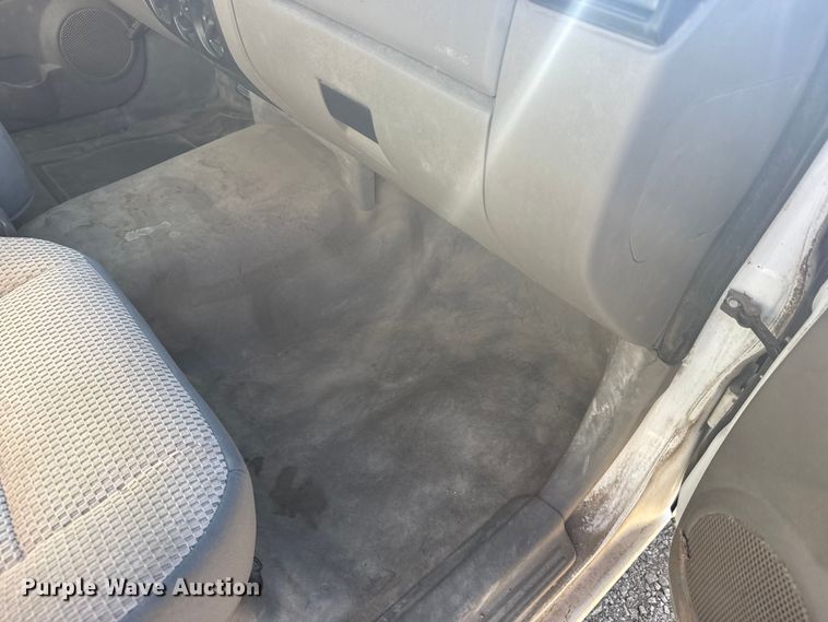 image for item FB7206 2005 Chevrolet Colorado Ext. Cab pickup truck