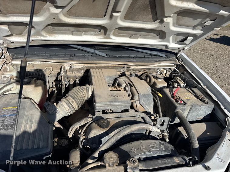 image for item FB7206 2005 Chevrolet Colorado Ext. Cab pickup truck
