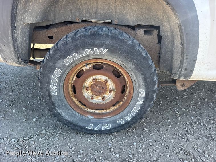 image for item FB7206 2005 Chevrolet Colorado Ext. Cab pickup truck