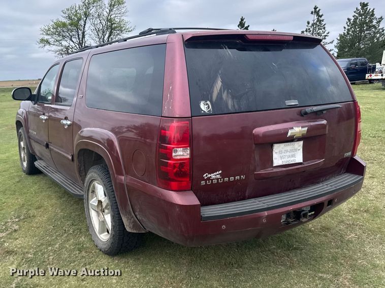 image for item FB7251 2008 Chevrolet Suburban 1500  SUV