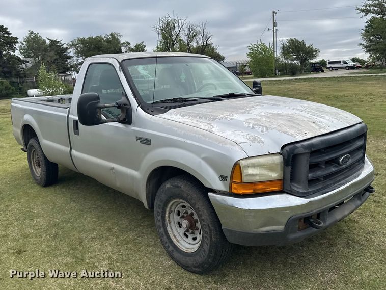 image for item FB7252 1999 Ford F250 Super Duty pickup truck