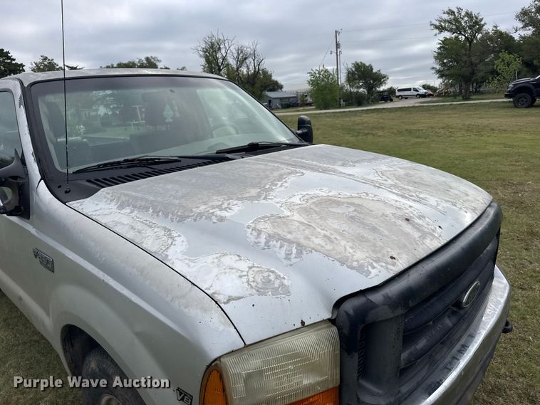 image for item FB7252 1999 Ford F250 Super Duty pickup truck