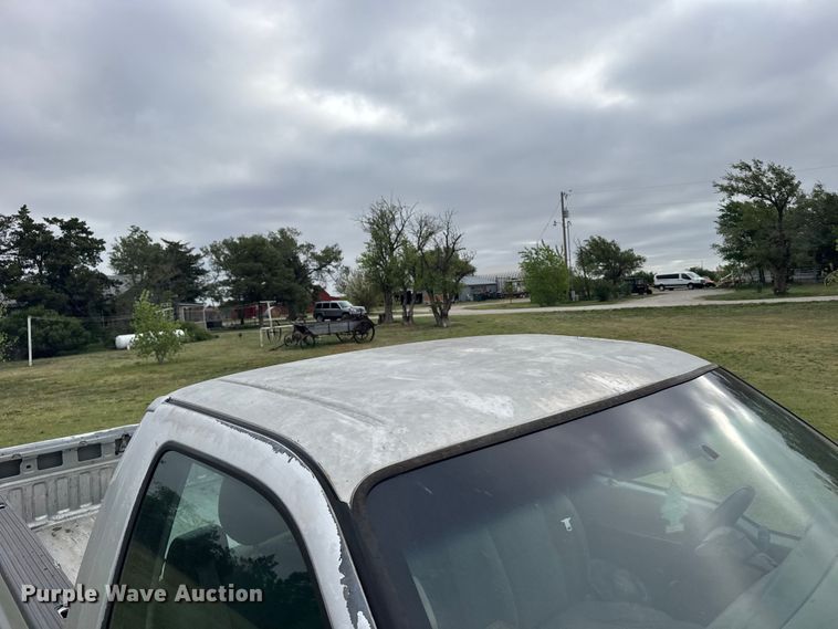 image for item FB7252 1999 Ford F250 Super Duty pickup truck