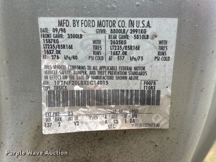 image for item FB7252 1999 Ford F250 Super Duty pickup truck