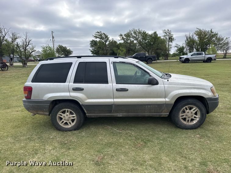 image for item FB7253 2004 Jeep Grand Cherokee SUV