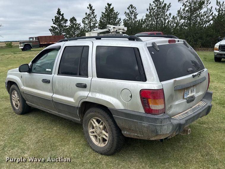image for item FB7253 2004 Jeep Grand Cherokee SUV
