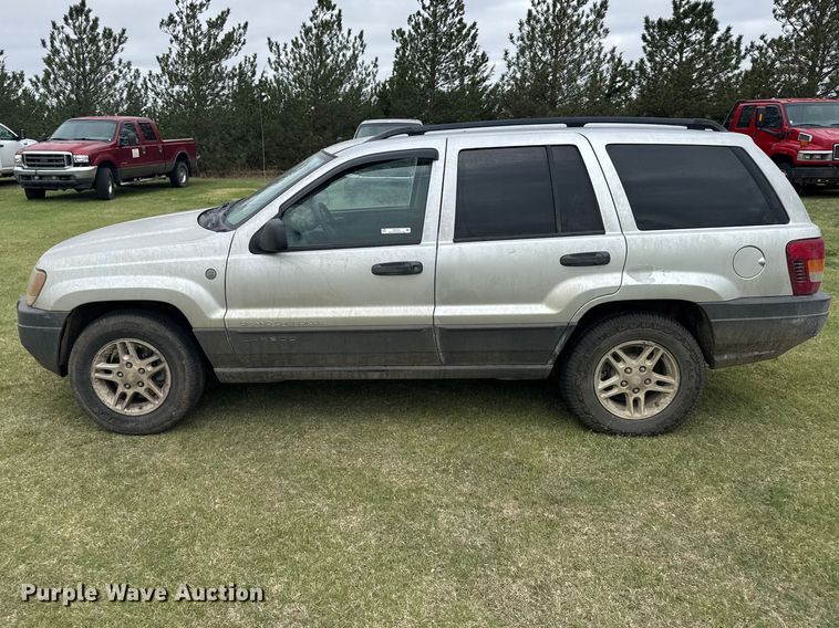 image for item FB7253 2004 Jeep Grand Cherokee SUV