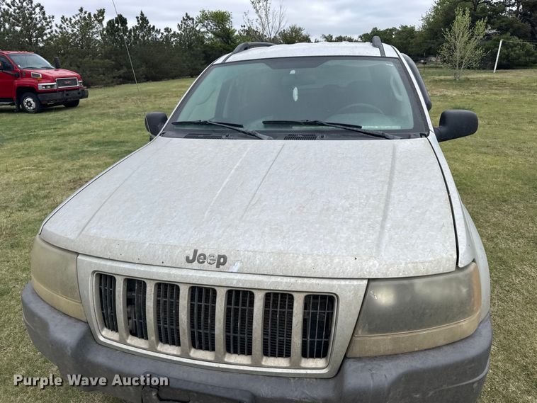 image for item FB7253 2004 Jeep Grand Cherokee SUV
