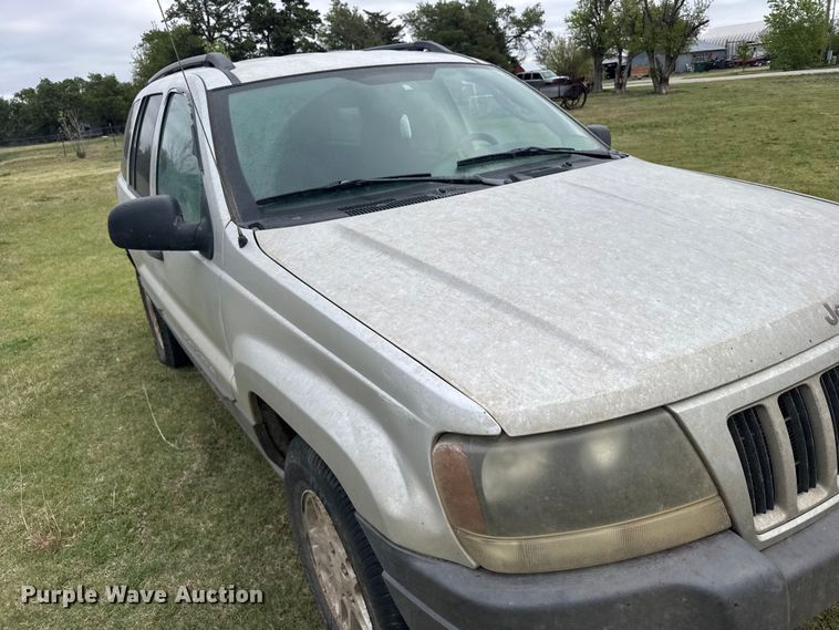 image for item FB7253 2004 Jeep Grand Cherokee SUV