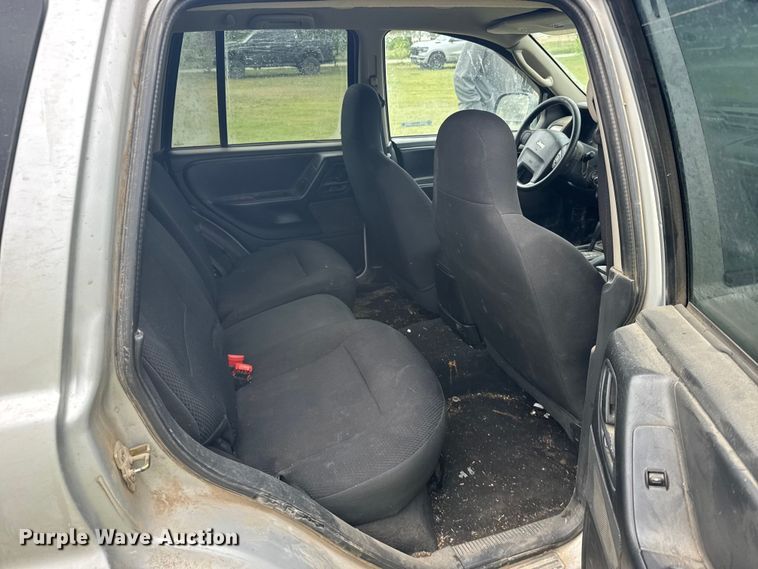 image for item FB7253 2004 Jeep Grand Cherokee SUV