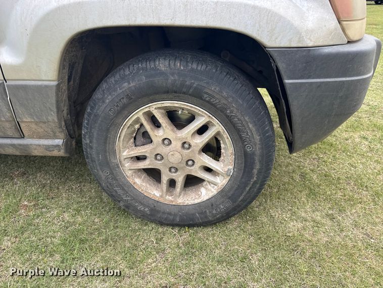 image for item FB7253 2004 Jeep Grand Cherokee SUV