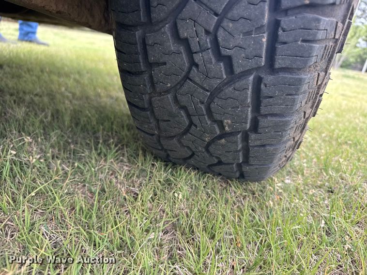 image for item FB7253 2004 Jeep Grand Cherokee SUV