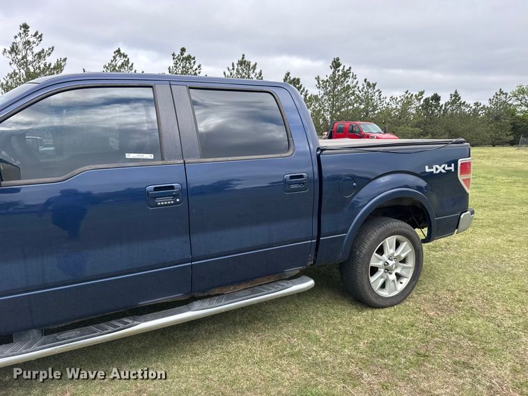 image for item FB7256 2010 Ford F150 Crew Cab pickup truck