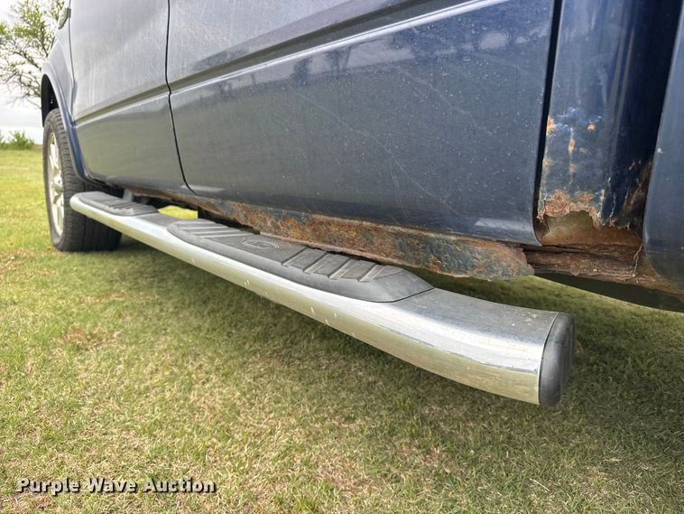 image for item FB7256 2010 Ford F150 Crew Cab pickup truck