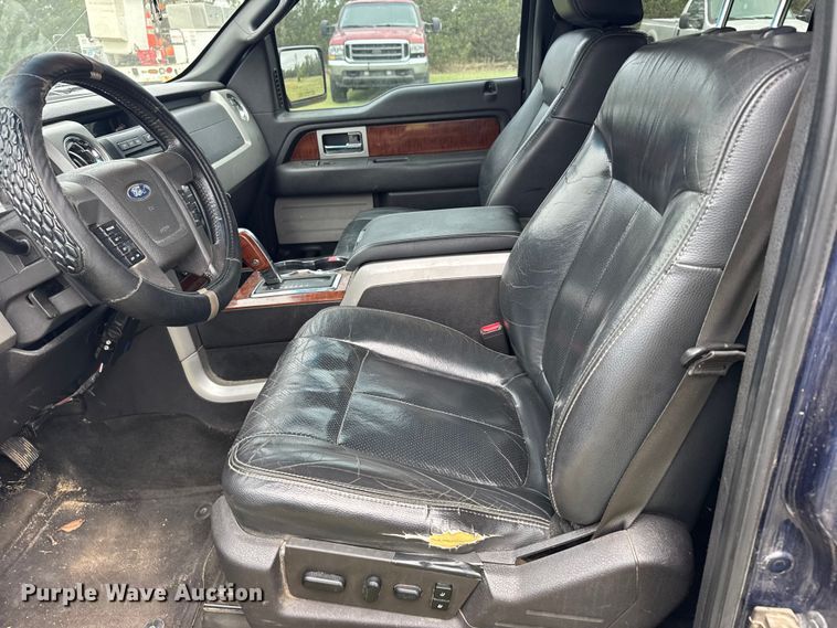image for item FB7256 2010 Ford F150 Crew Cab pickup truck