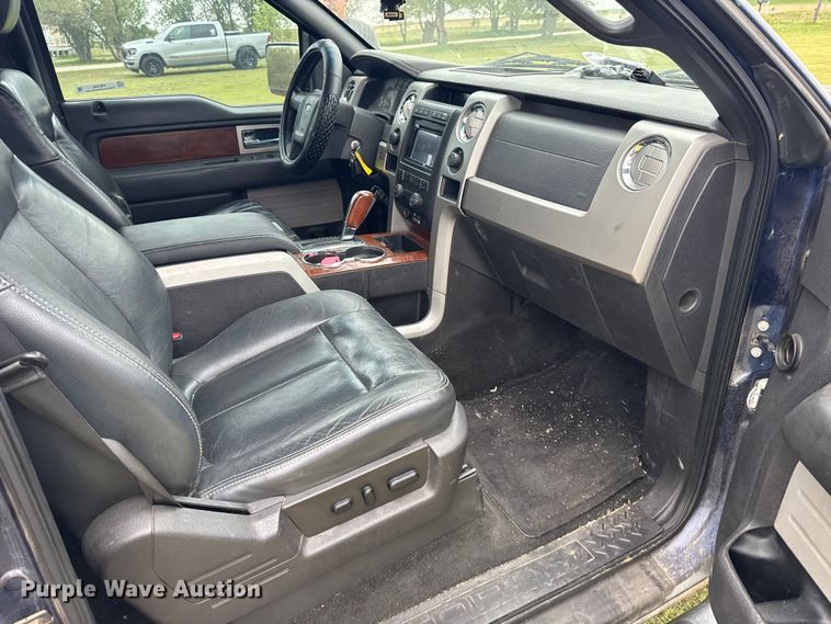 image for item FB7256 2010 Ford F150 Crew Cab pickup truck