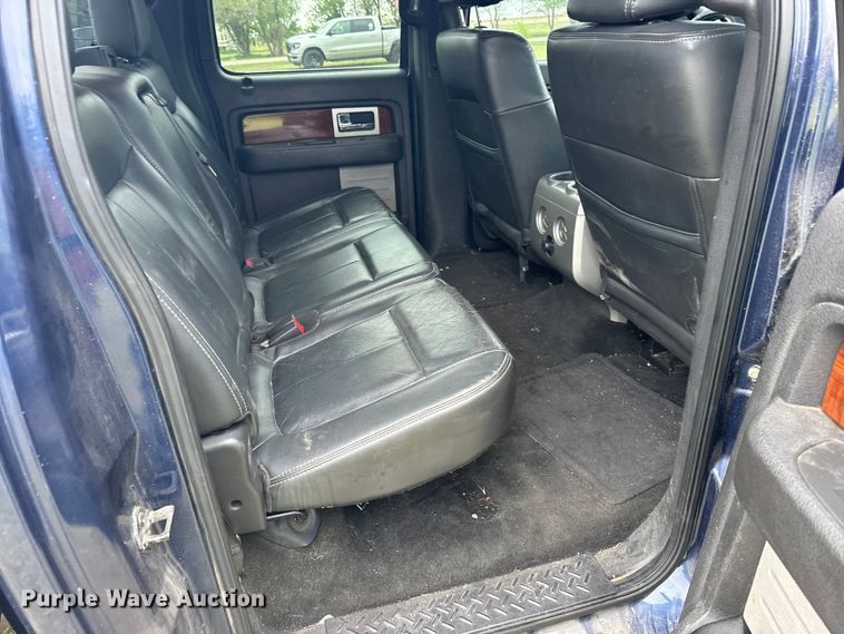 image for item FB7256 2010 Ford F150 Crew Cab pickup truck