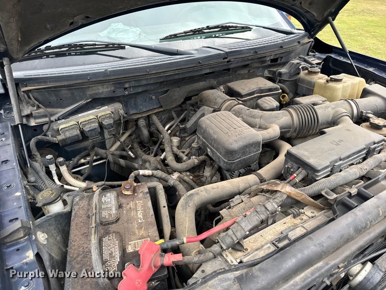 image for item FB7256 2010 Ford F150 Crew Cab pickup truck