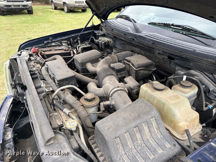 image for item FB7256 2010 Ford F150 Crew Cab pickup truck