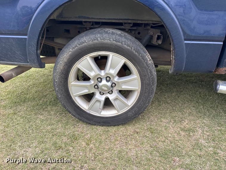 image for item FB7256 2010 Ford F150 Crew Cab pickup truck