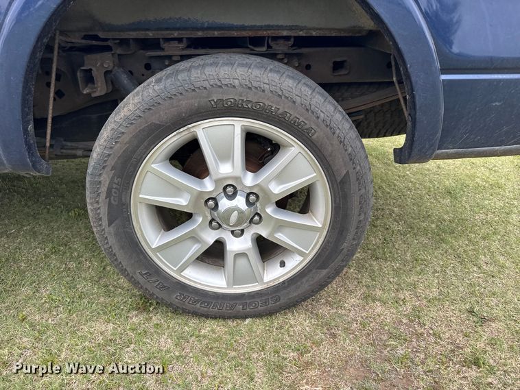image for item FB7256 2010 Ford F150 Crew Cab pickup truck
