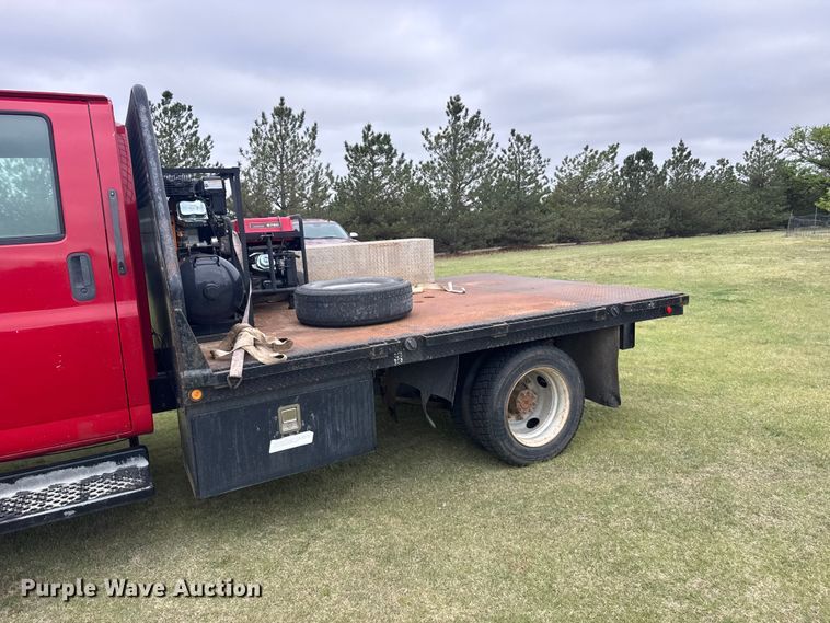 image for item FB7259 2004 GMC C4500 flatbed truck