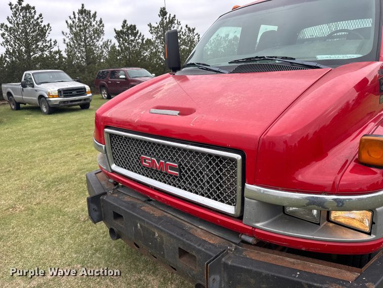 image for item FB7259 2004 GMC C4500 flatbed truck