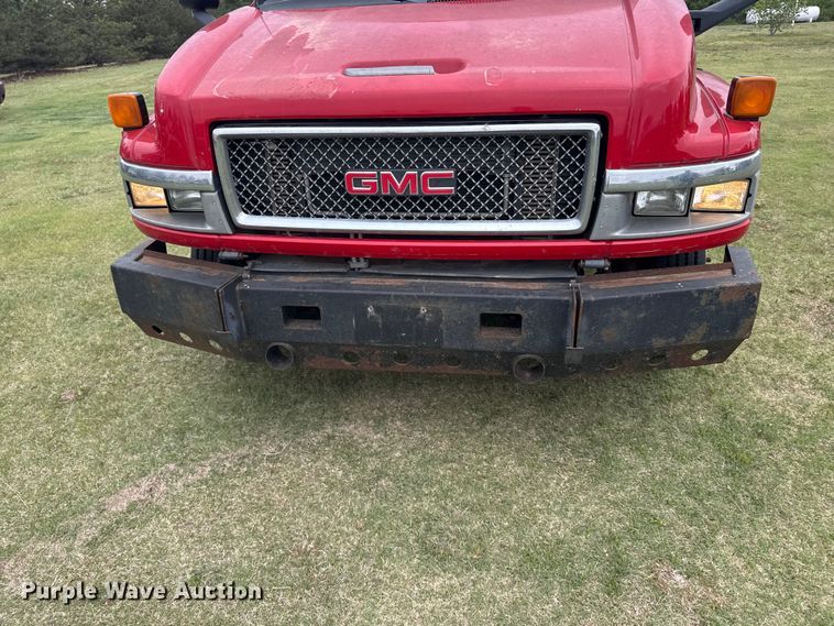 image for item FB7259 2004 GMC C4500 flatbed truck