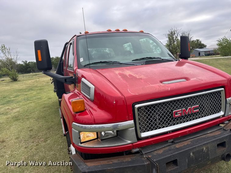 image for item FB7259 2004 GMC C4500 flatbed truck