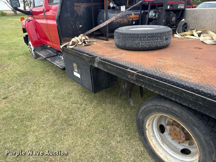 image for item FB7259 2004 GMC C4500 flatbed truck