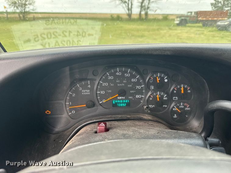 image for item FB7259 2004 GMC C4500 flatbed truck