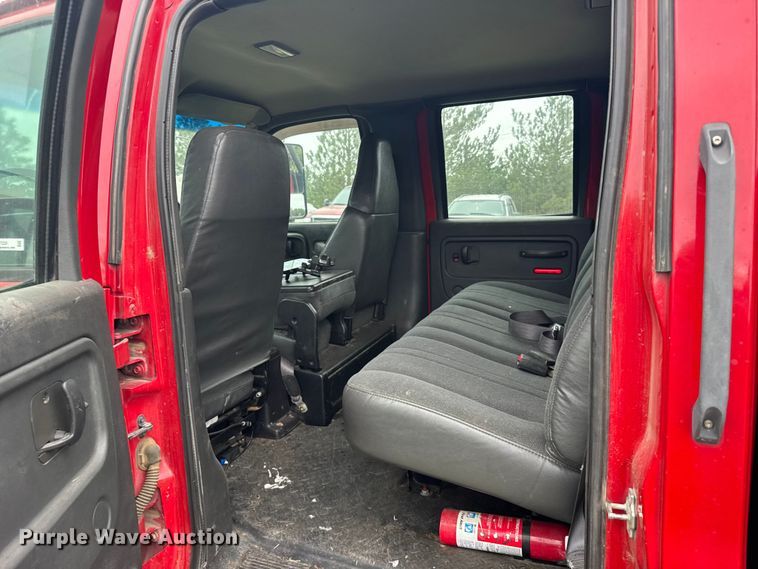 image for item FB7259 2004 GMC C4500 flatbed truck