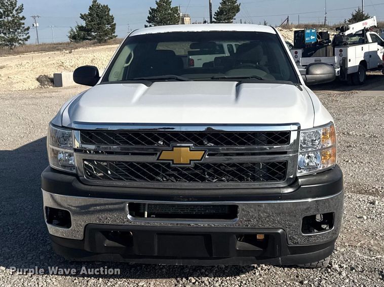 image for item FB7262 2012 Chevrolet Silverado 2500HD Ext. Cab pickup truck