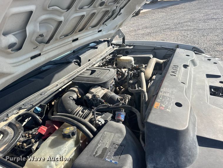 image for item FB7262 2012 Chevrolet Silverado 2500HD Ext. Cab pickup truck