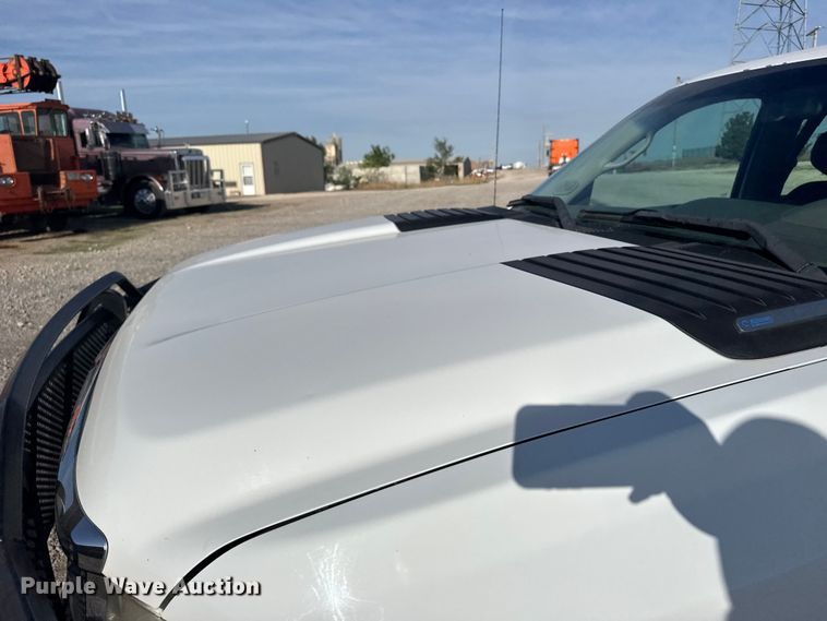 image for item FB7263 2013 Chevrolet Silverado 2500HD Ext. Cab pickup truck