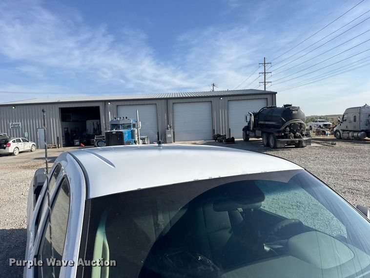 image for item FB7263 2013 Chevrolet Silverado 2500HD Ext. Cab pickup truck