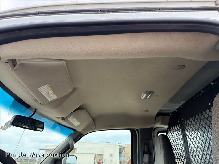 image for item FB8116 2017 Chevrolet Express van