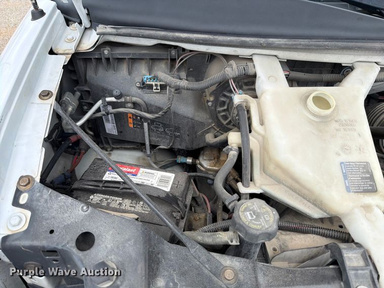 image for item FB8116 2017 Chevrolet Express van