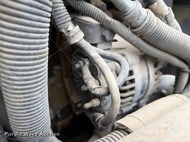 image for item FB8118 2004 Kenworth T300 refuse truck