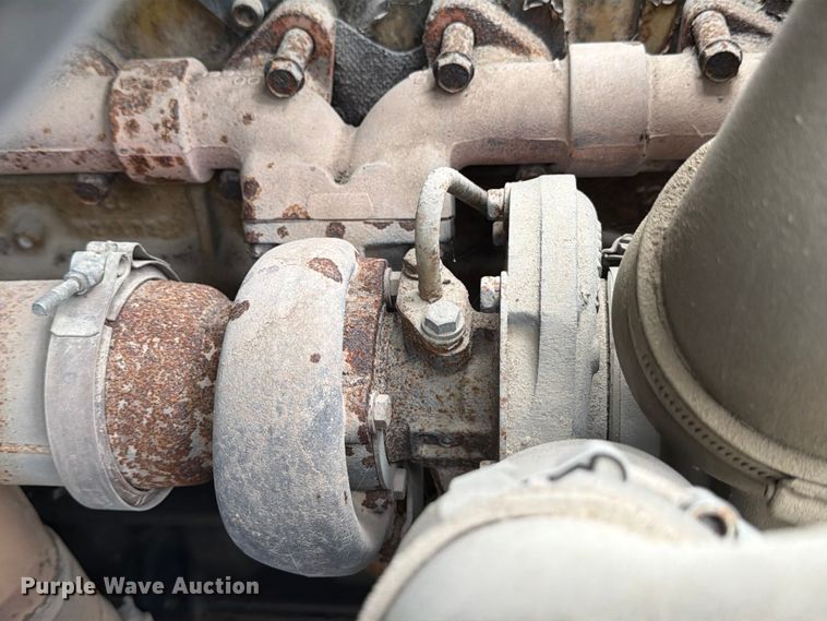 image for item FB8118 2004 Kenworth T300 refuse truck