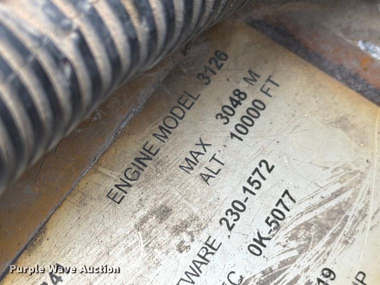 image for item FB8118 2004 Kenworth T300 refuse truck