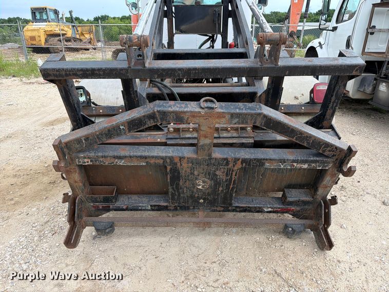 image for item FB8119 1997 Peterbilt 330 dumpster carrier truck