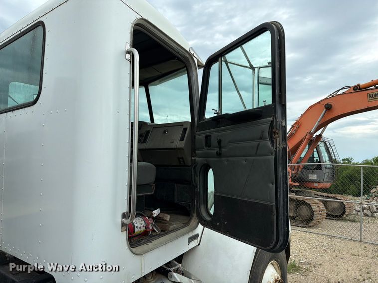 image for item FB8119 1997 Peterbilt 330 dumpster carrier truck