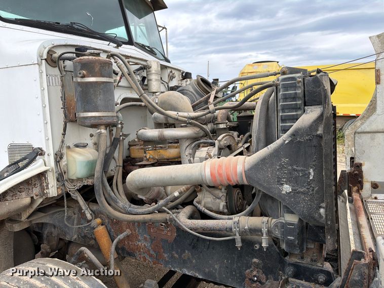 image for item FB8119 1997 Peterbilt 330 dumpster carrier truck