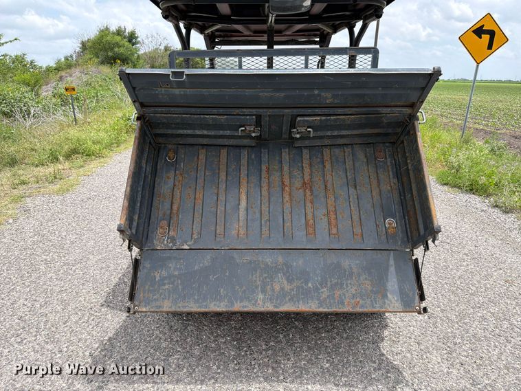 image for item FB8157 2016 Kubota RTV-X1140 utility vehicle