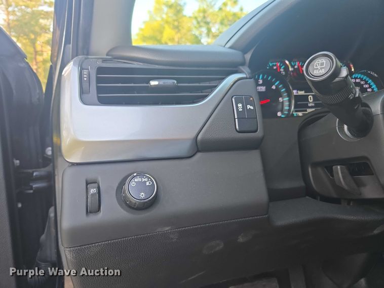 image for item FB9474 2020 Chevrolet Tahoe Police SUV